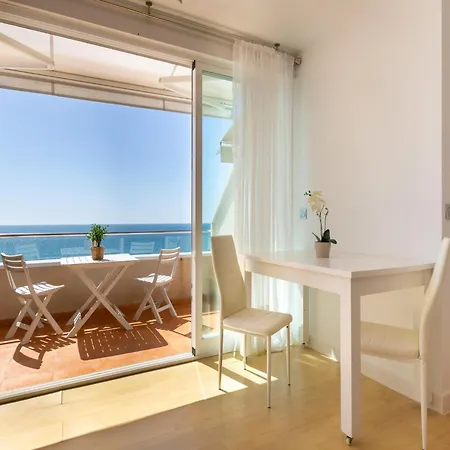 Beachfront For 3 Persons * Torremolinos
