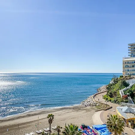 Apartment Beachfront For 3 Persons *