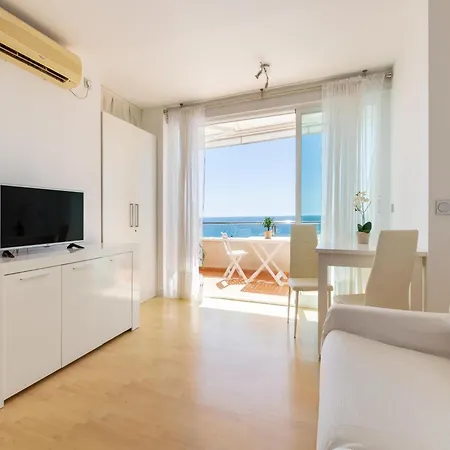 Beachfront For 3 Persons Apartment Torremolinos