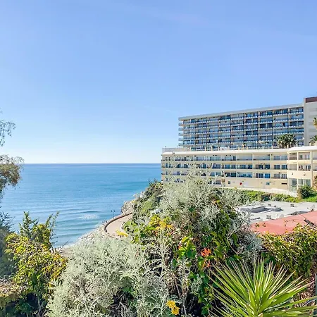 Apartment Beachfront For 3 Persons *