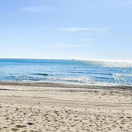 Apartment Beachfront For 3 Persons Torremolinos